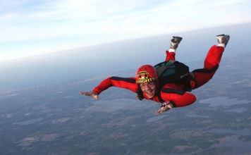 Niesamowite skoki nad morzem