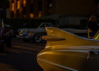 Co najpierw woskowanie czy nabłyszczanie?