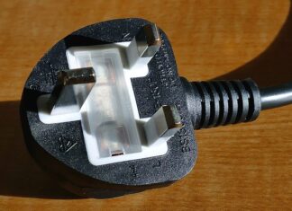 Jak zmierzyć natężenie prądu stałego? Jak zmierzyć natężenie prądu stałego?