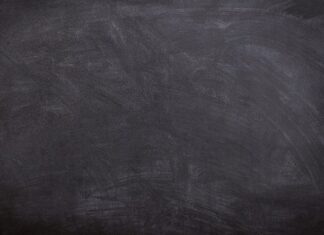 Jak utrzymać w czystości czarny samochód?