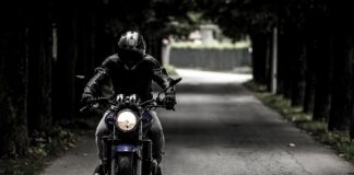 Czy można jeździć z wypadającym zapłonem?