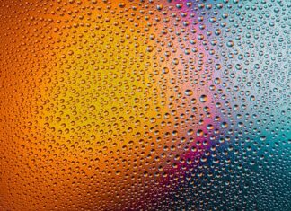 Jak myć w myjni bezdotykowej?