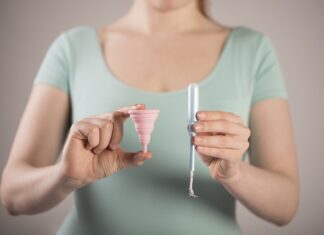 Czy stosowanie tamponów skraca okres?